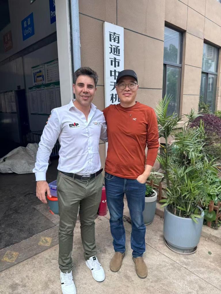 Andres Alonso of Grow Up Ingeniería en Vacío visiting Zhongtian Pumps factory in Nantong, China
